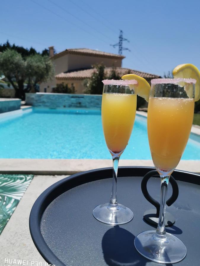 Suite Romantique Le Temps D'Un Instant Loveroom Hammam Jacuzzi Piscine Villeneuve  Eksteriør bilde