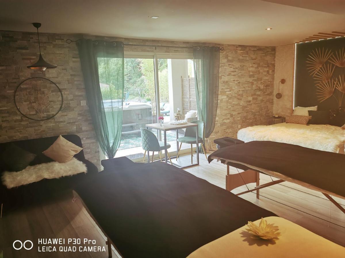 Suite Romantique Le Temps D'Un Instant Loveroom Hammam Jacuzzi Piscine Villeneuve  Eksteriør bilde
