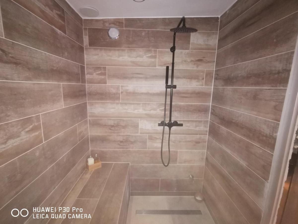 Suite Romantique Le Temps D'Un Instant Loveroom Hammam Jacuzzi Piscine Villeneuve  Eksteriør bilde