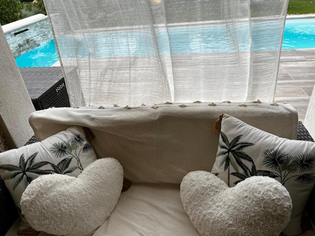 Suite Romantique Le Temps D'Un Instant Loveroom Hammam Jacuzzi Piscine Villeneuve  Eksteriør bilde